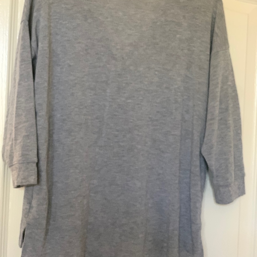 Sweatshirt - Picture 2 of 7
